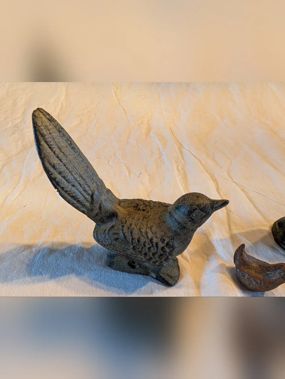 2/40$ Vintage Cast Iron Bird Figurine Trio in Black and Brown - Picture 5 of 12
